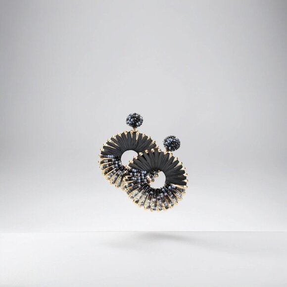 Artisan-Wrapped Seed Bead Earrings: Handcrafted Beauty - Picture 2 of 3